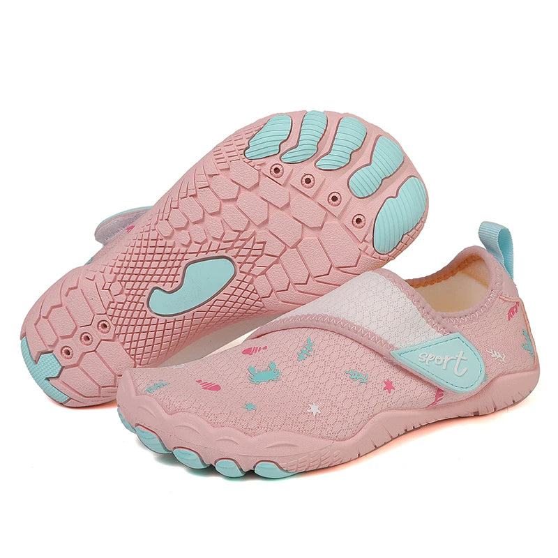 New children's outdoor water wading shoes, beach and stream tracing shoes, barefoot hiking and cycling five toe shoes