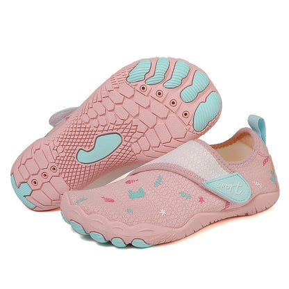 New children's outdoor water wading shoes, beach and stream tracing shoes, barefoot hiking and cycling five toe shoes